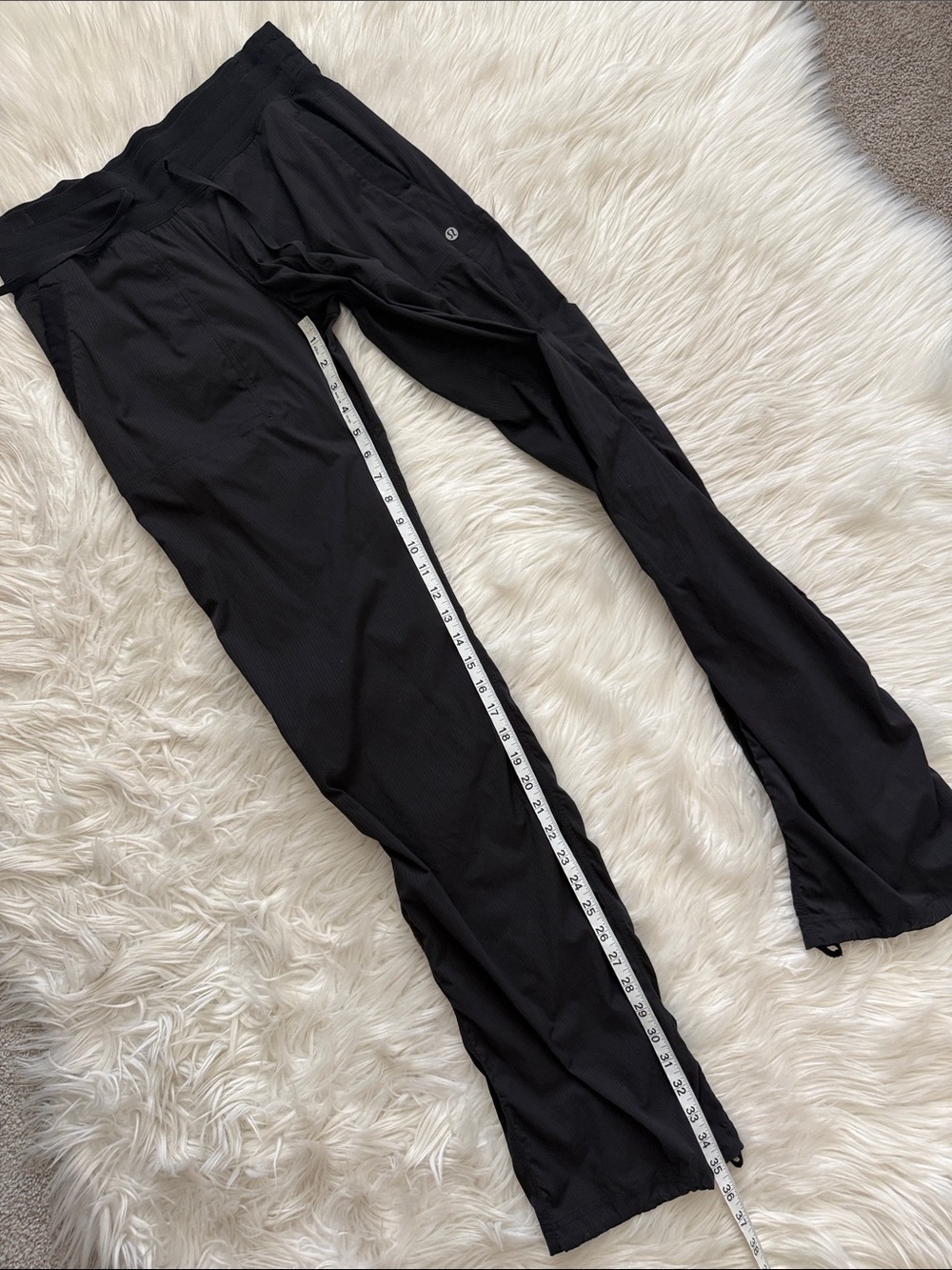 Lululemon Black Studio Pants Size 8 Tall - Picture 10 of 10
